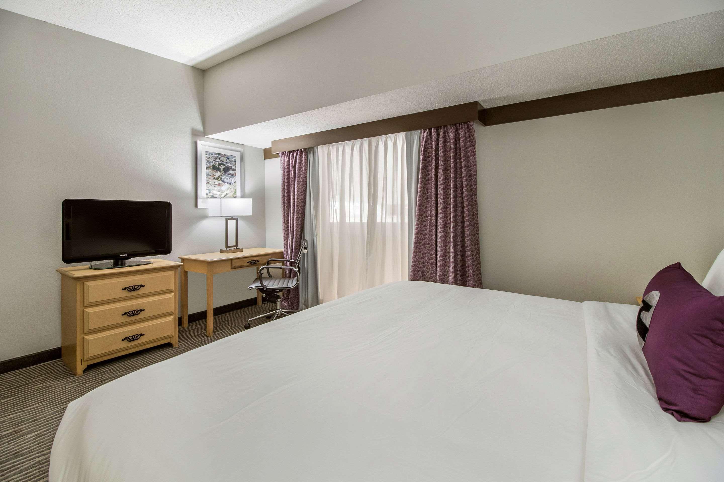 Clarion Hotel Jackson Northwest Eksteriør bilde