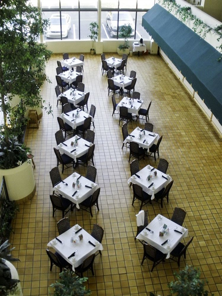 Clarion Hotel Jackson Northwest Restaurant bilde